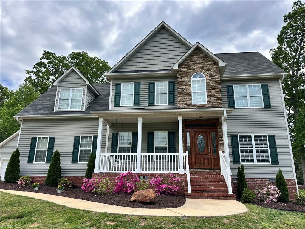 Property Photo: 8520 Springbirch Terrace NC 27357