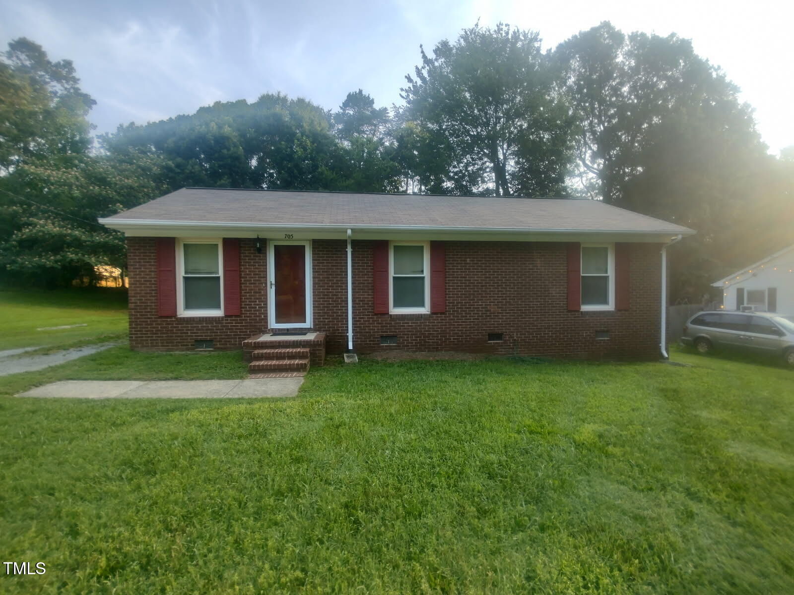 Property Photo: 705 Broad Street NC 27249