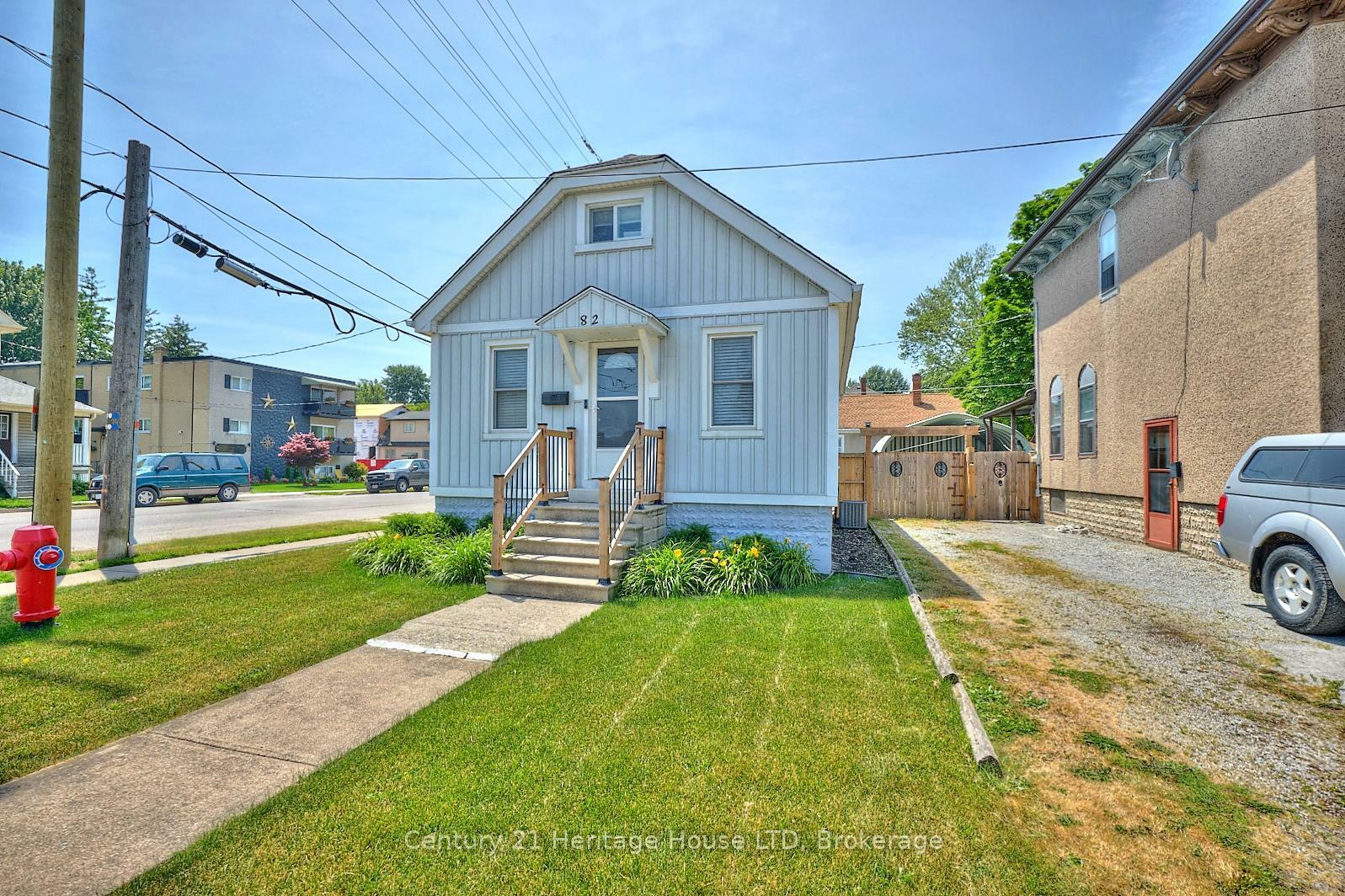 Property Photo: 82 King Street ON L3K 4E9