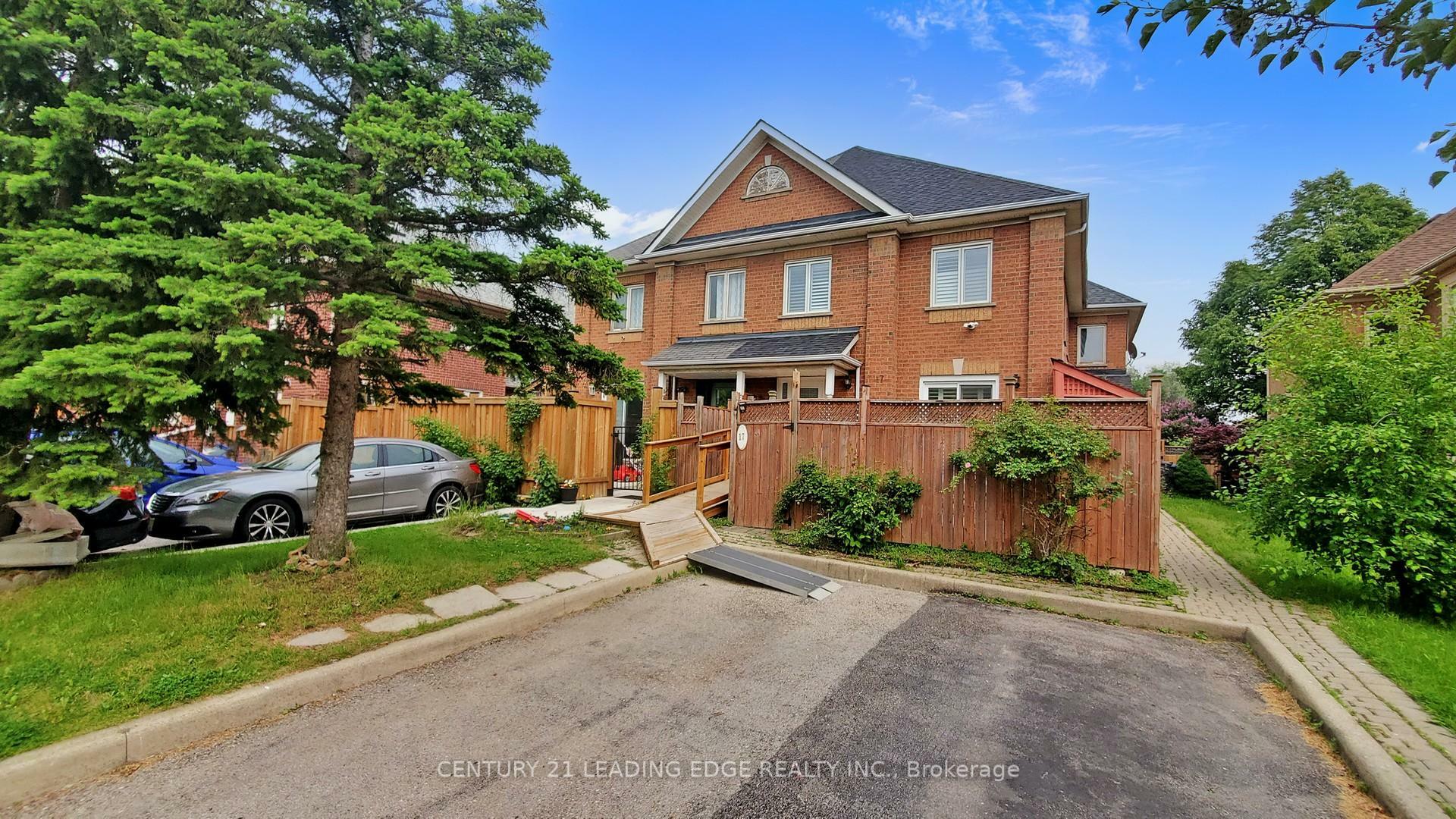 Property Photo: 17 Pressed Brick Drive ON L6V 4K3