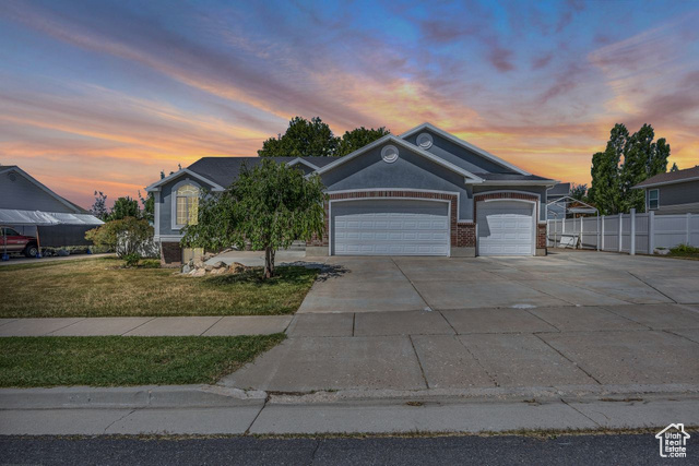 Property Photo: 2361 N 75 E UT 84041