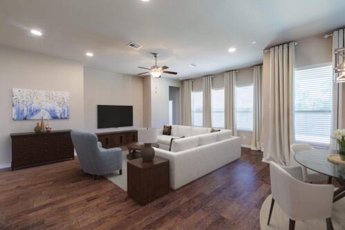 Property Photo: 304 Leon Loop TX 78642