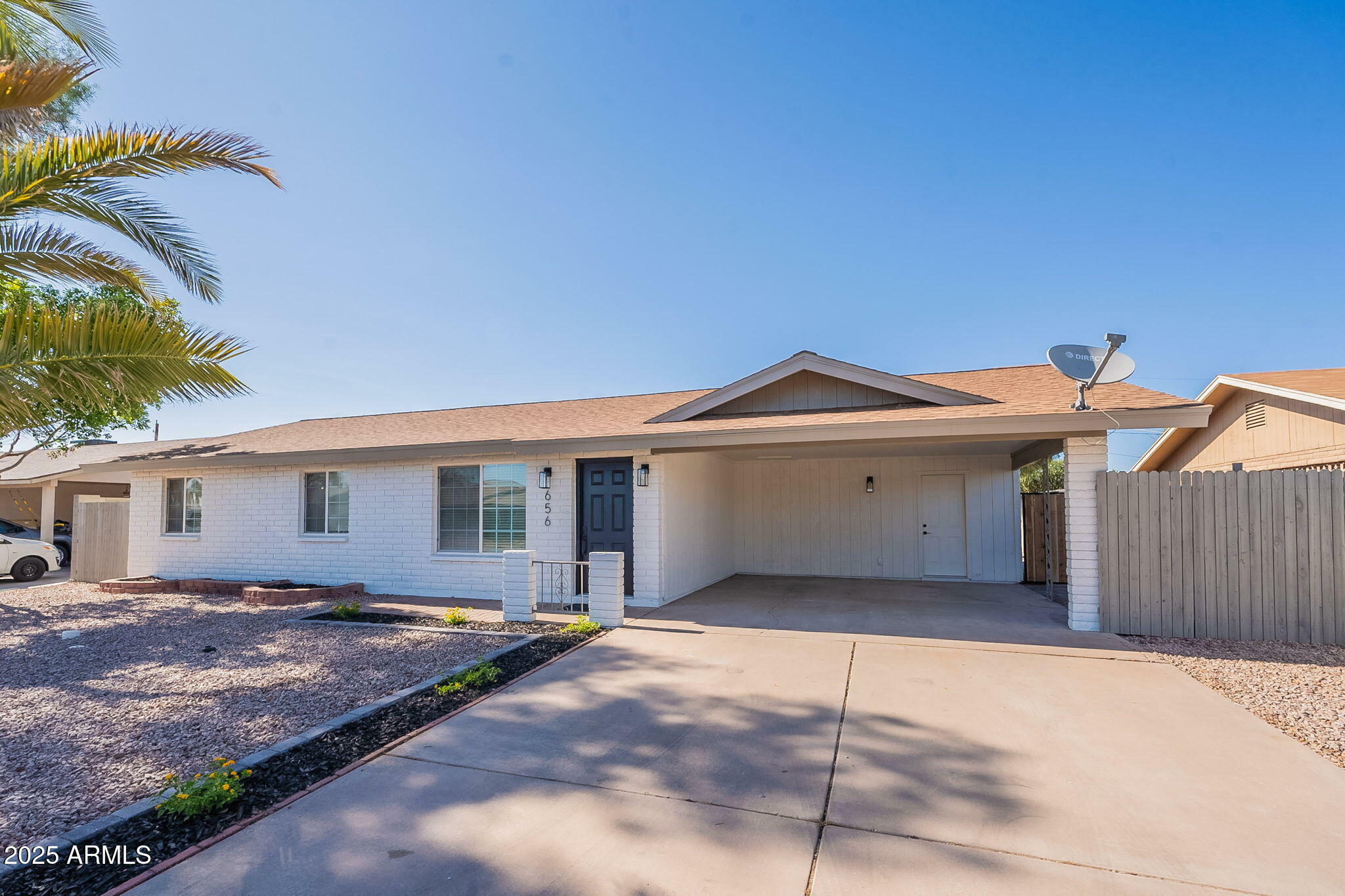 656 E Mesquite Avenue  Apache Junction AZ 85119 photo