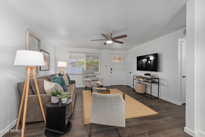Property Photo:  4115 E Capitan Dreyfus Avenue  AZ 85032 