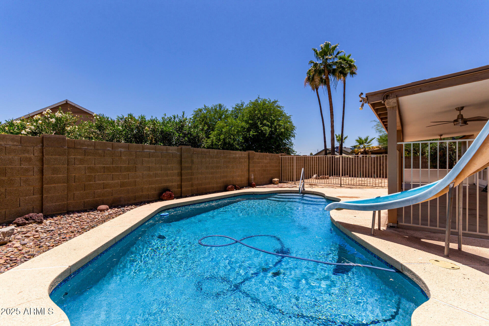 Property Photo: 723 E Piute Avenue AZ 85024
