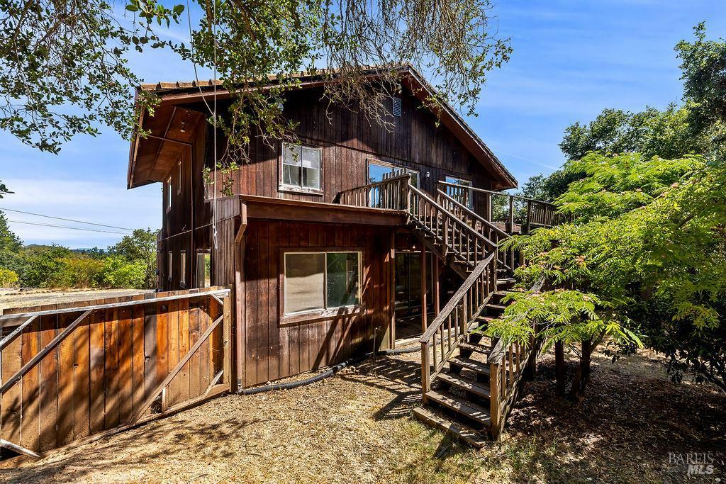 Property Photo: 15900 Healdsburg Avenue CA 95448