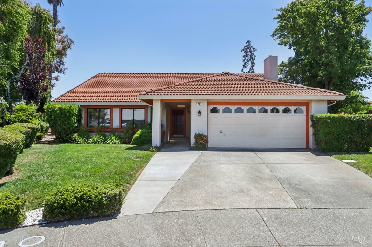 Property Photo: 862 Camden Court CA 94510