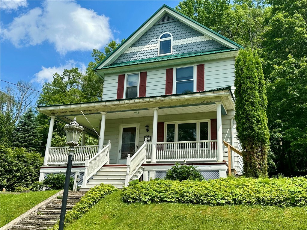 Property Photo: 247 W Corydon Street PA 16701