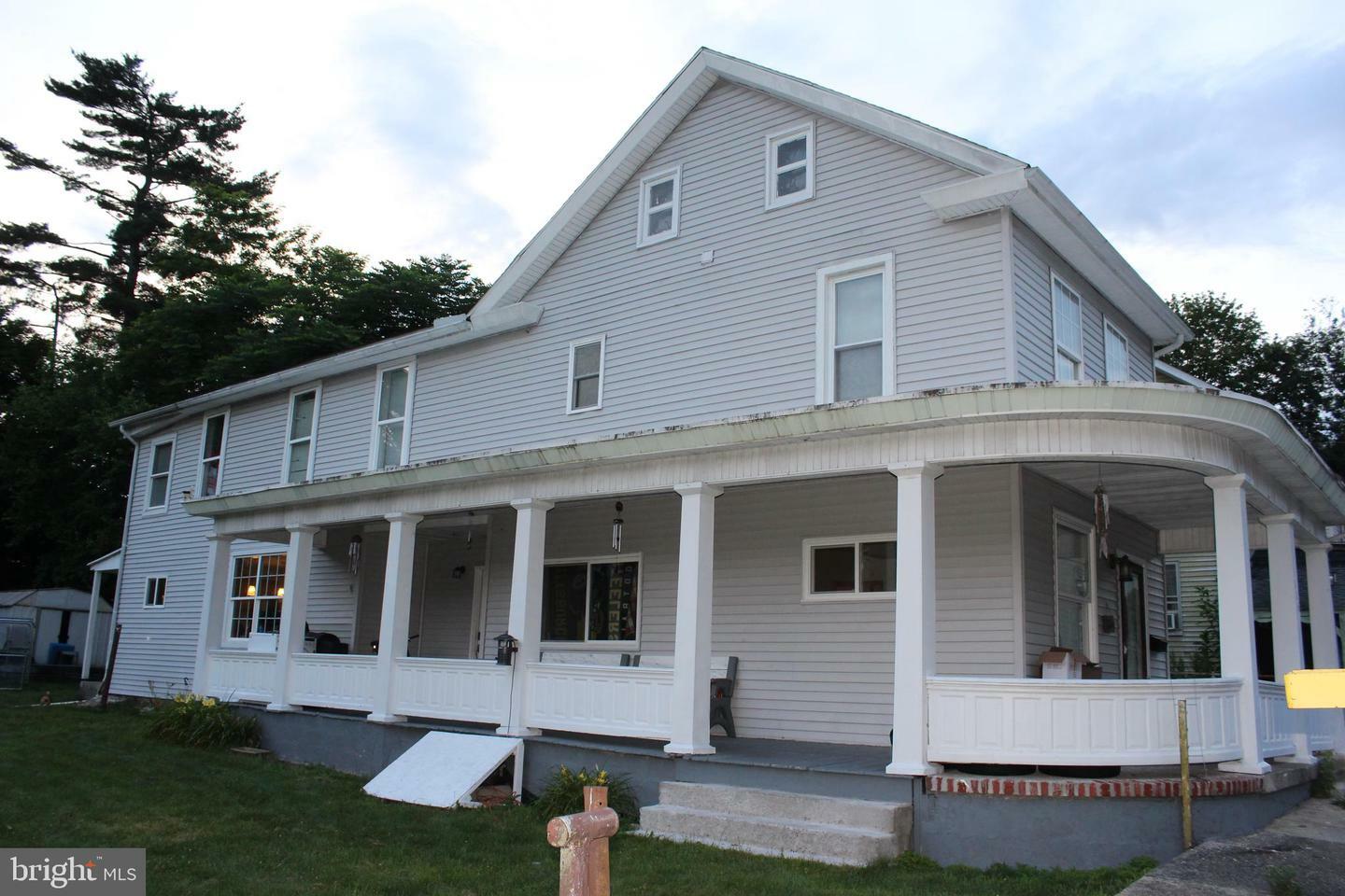 Property Photo: 116 Walnut Street PA 17098