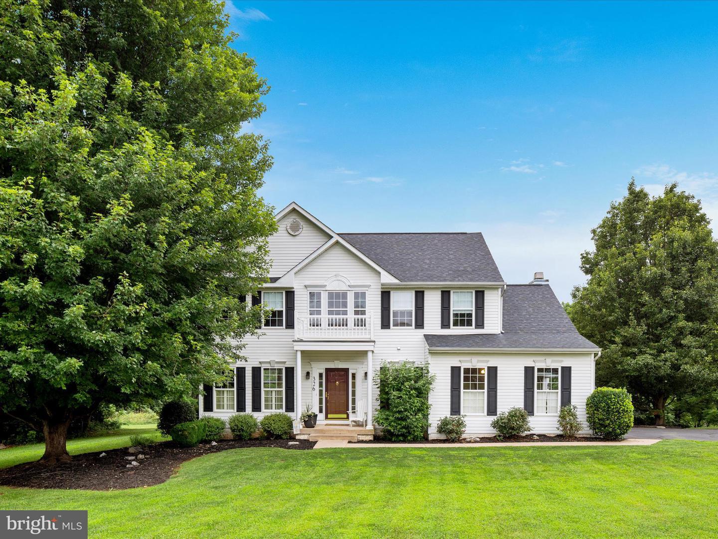 Property Photo: 326 Pinnacle Drive WV 25413