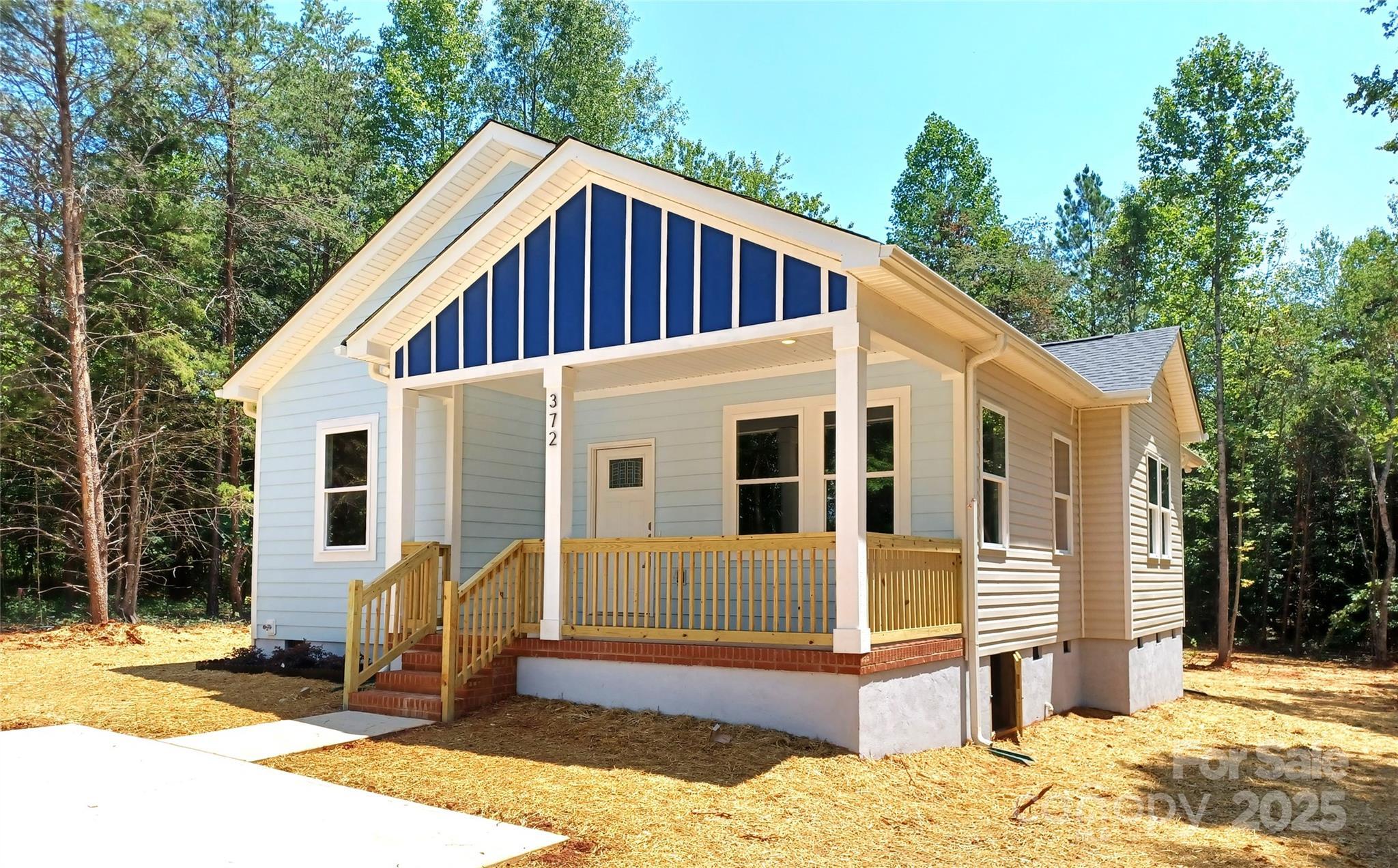 Property Photo:  372 Lippard Farm Road  NC 28625 