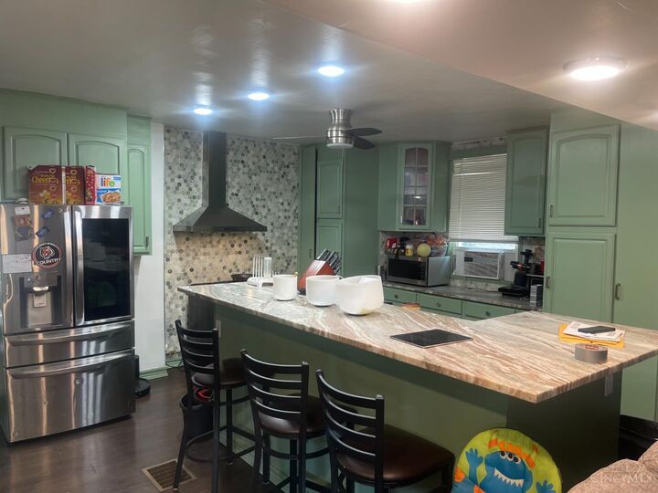 Property Photo:  3822 Vine Street  OH 45217 