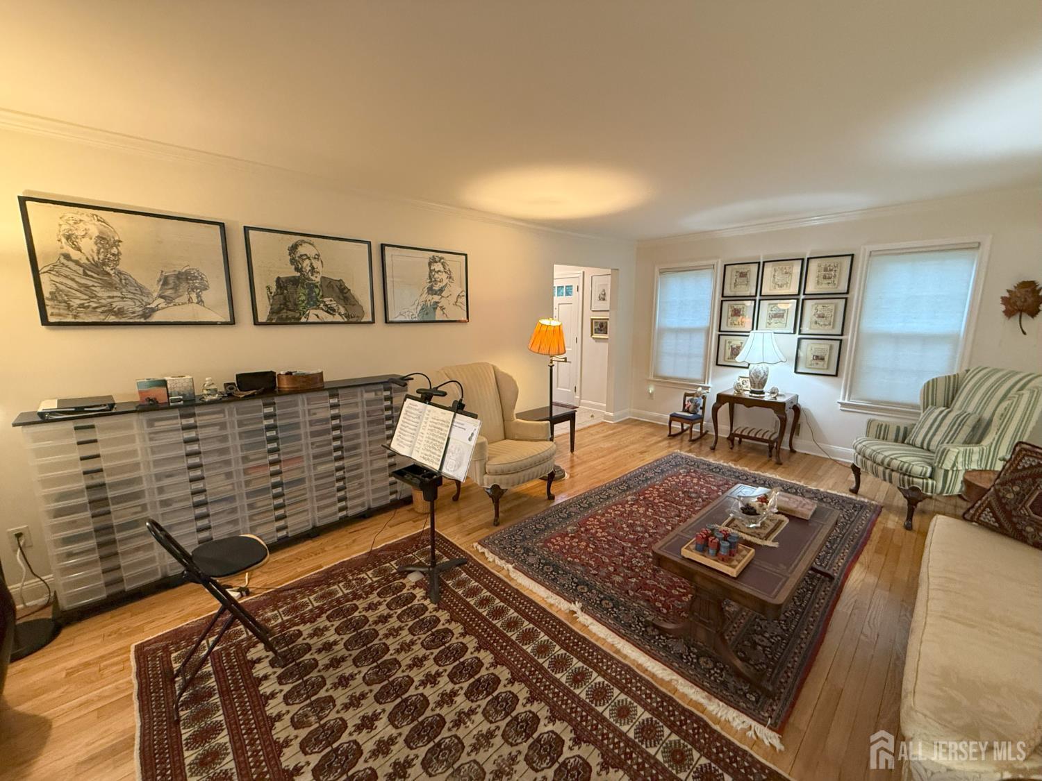 Property Photo: 17 Gloucester Court NJ 08816
