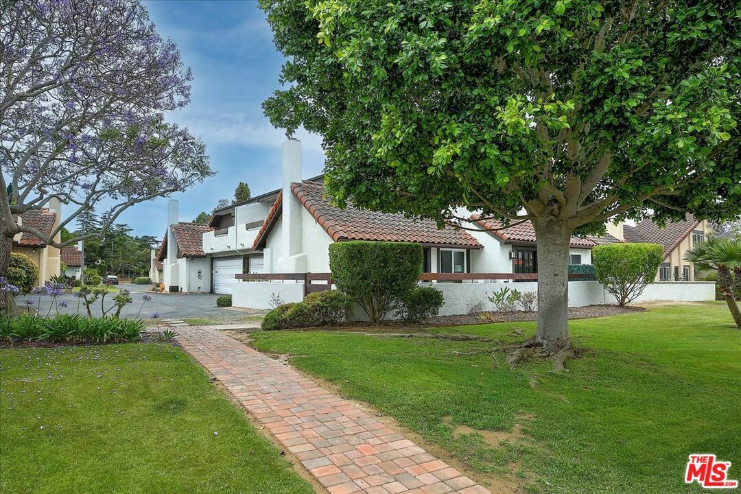 Property Photo:  4751 Camino Del Rey  CA 93110 
