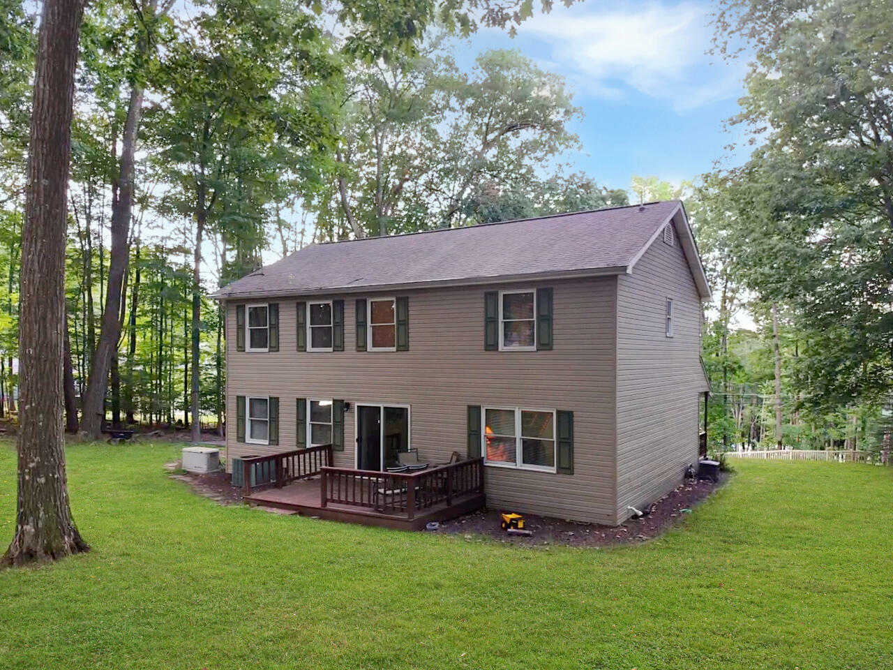 Property Photo: 2594 Carribean Rd PA 15801