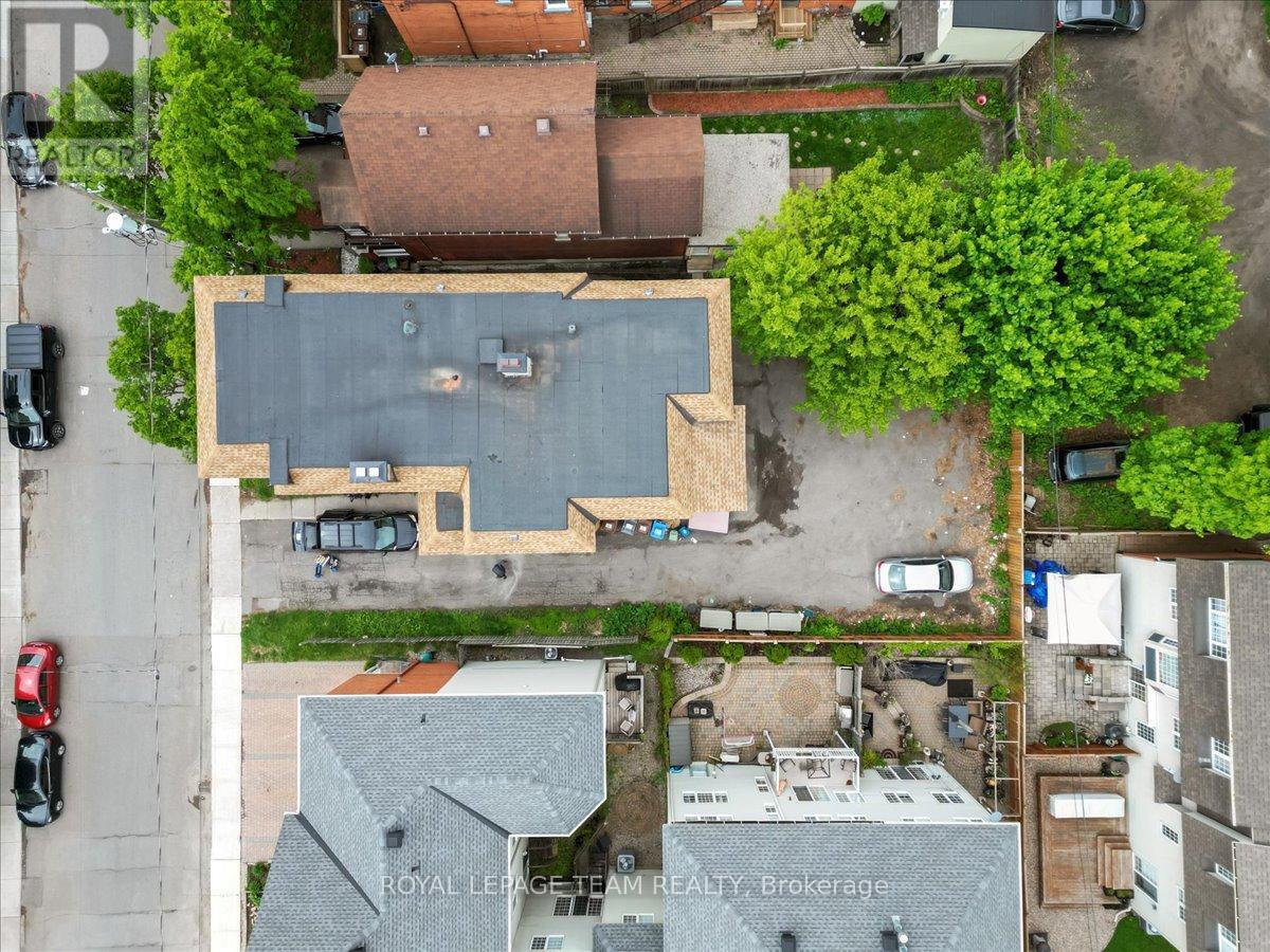 Property Photo:  479 Cooper Street  ON K1R 5H8 