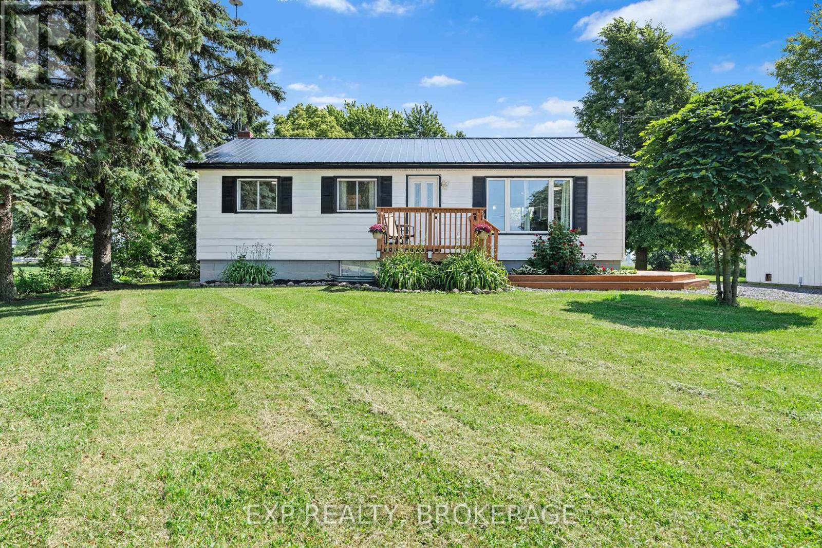 Property Photo: 912 8th Line Road ON K0H 2Y0