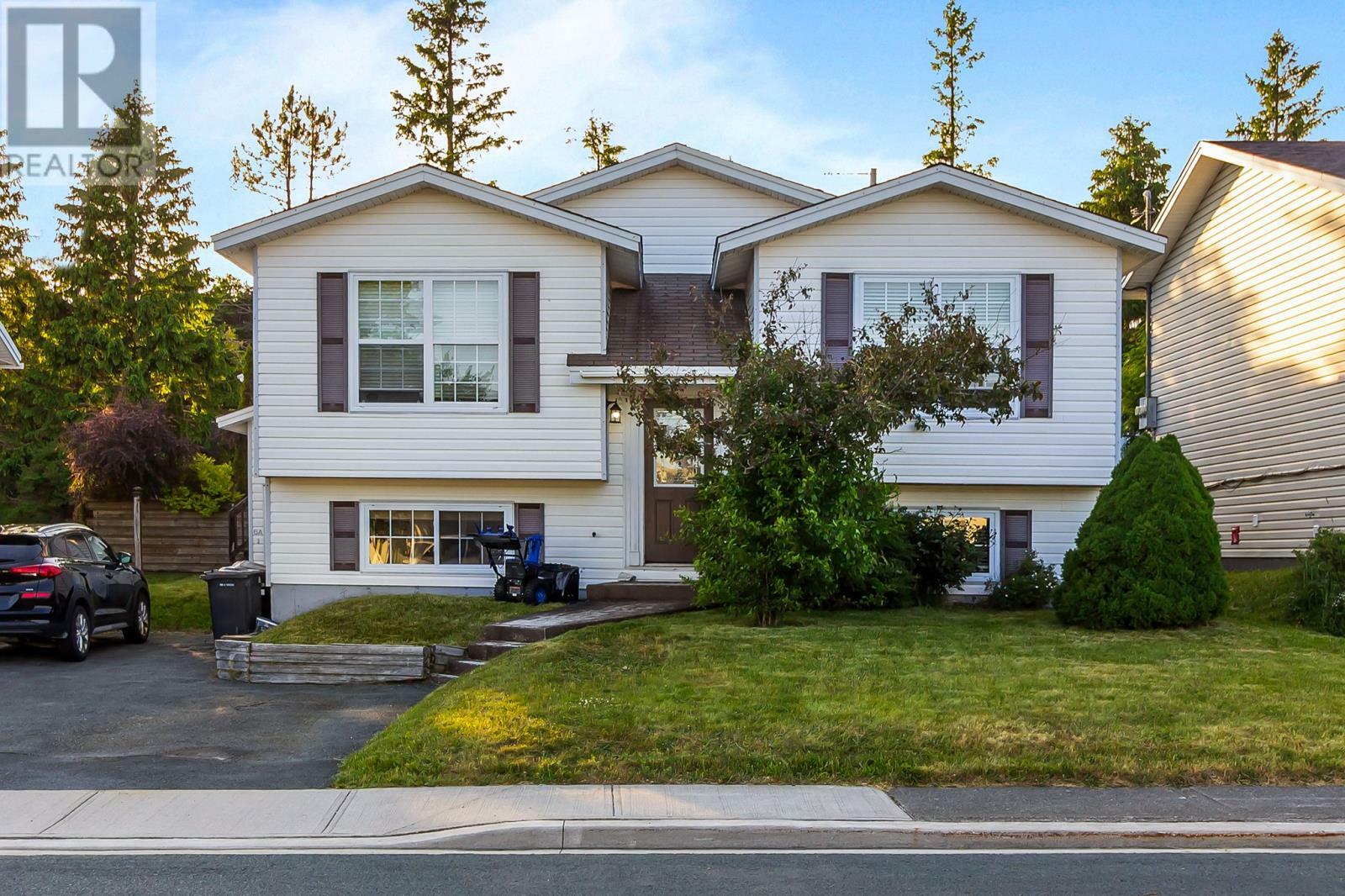 Property Photo: 6 Bellevue Crescent NL A1E 5T6
