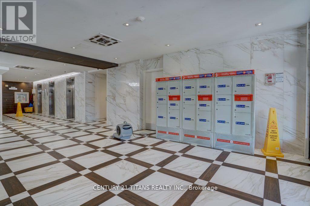 Property Photo: 100 Wingarden Court West 1715 ON M1B 2P4