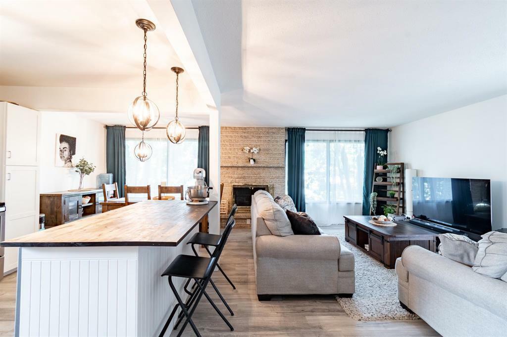 Property Photo: 70 St Edmund'S Bay MB R3T 3M6