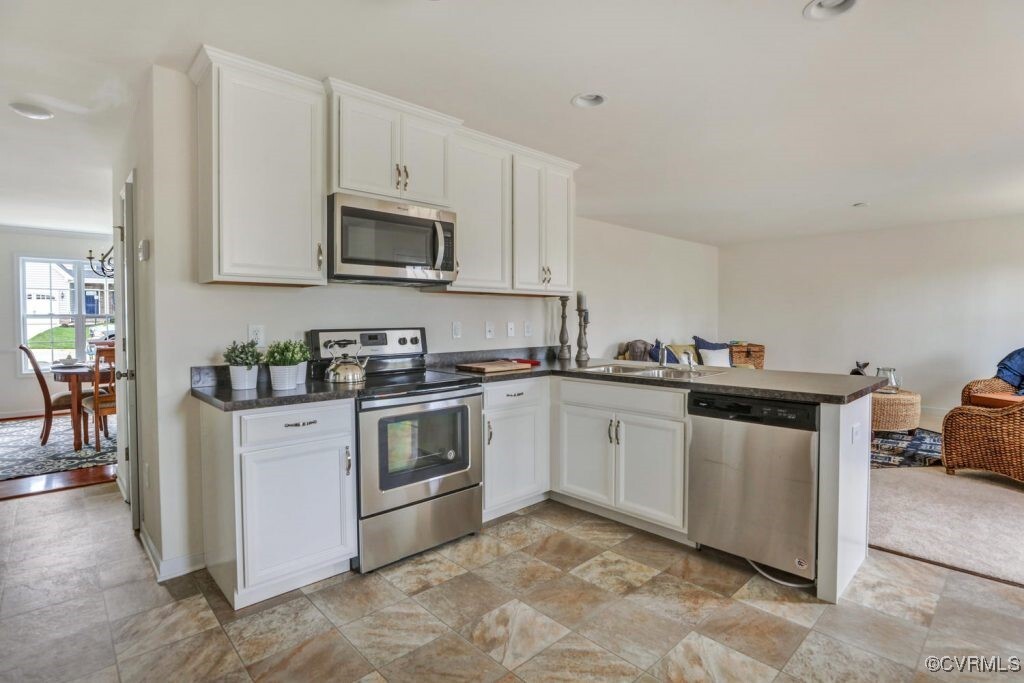 Property Photo:  8131 Reedy Knoll Drive  VA 23237 