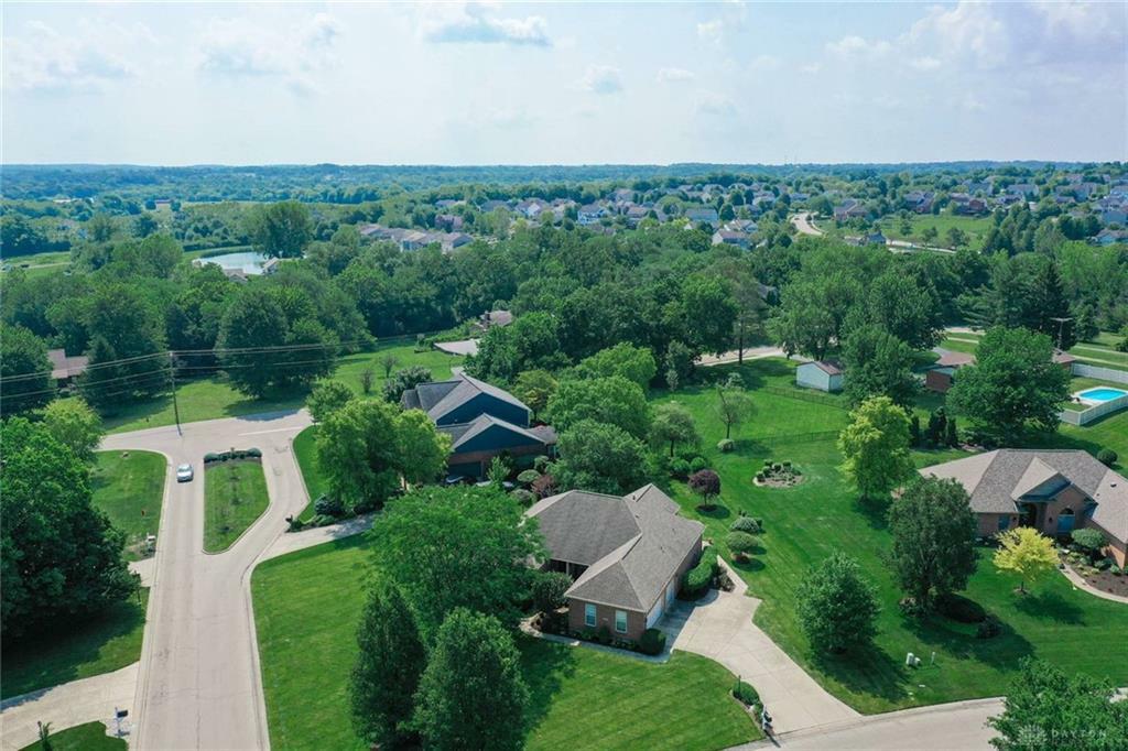 Property Photo: 595 Heatherwoode Circle OH 45066
