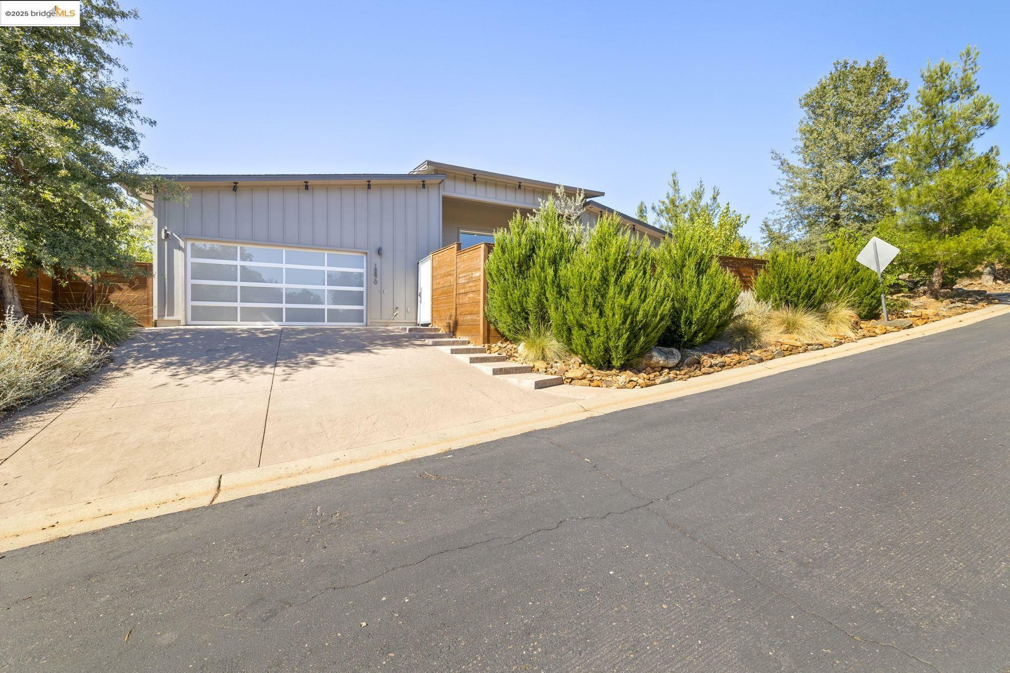 Property Photo: 18870 Old Bridge Rd CA 95327