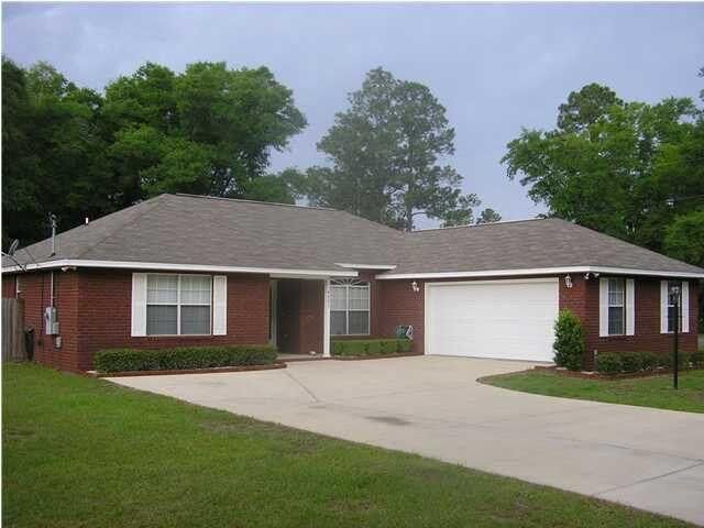 Property Photo:  4801 Acorn Drive  FL 32539 