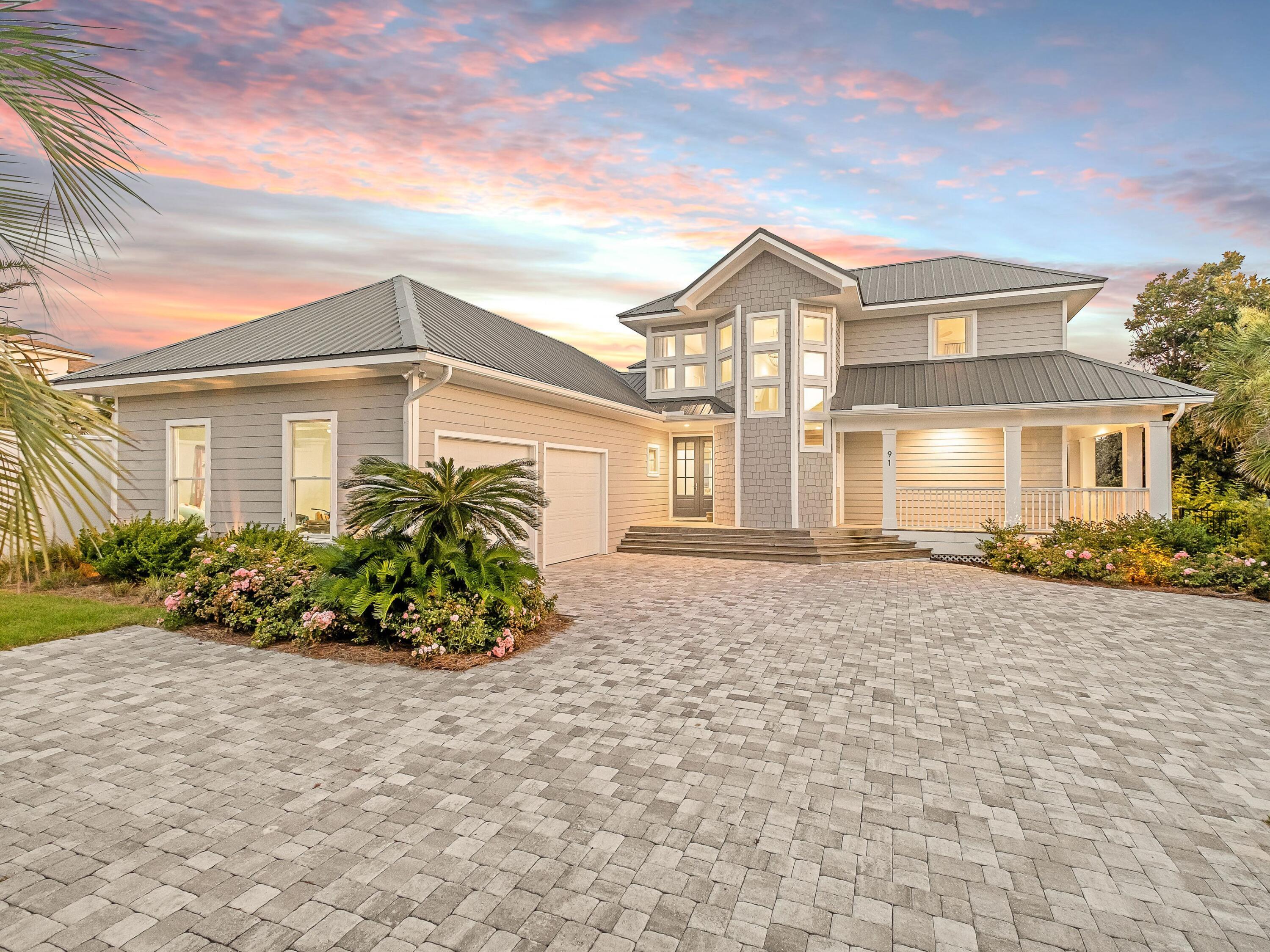 Property Photo: 91 Pelican Circle FL 32461