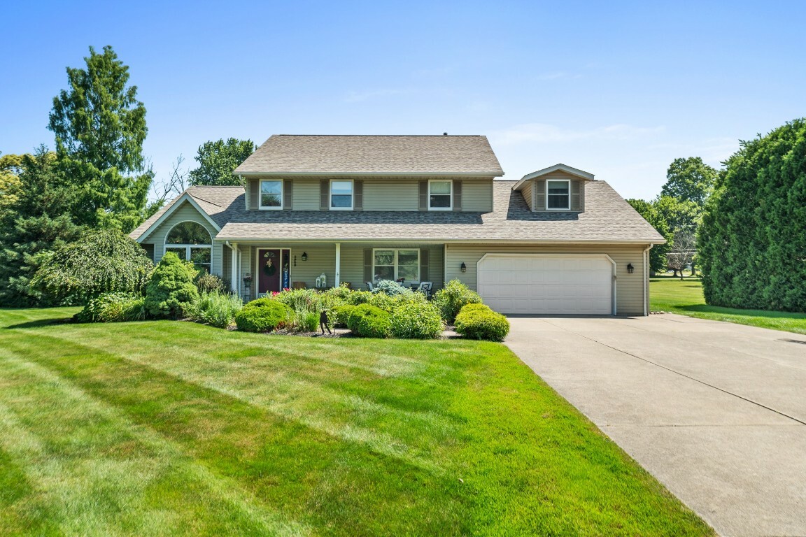 Property Photo: 2909 Westwood Estates Drive PA 16506