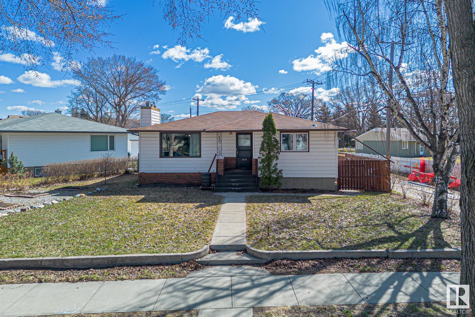 Property Photo: 9513 81 Street NW AB T6C 2W4