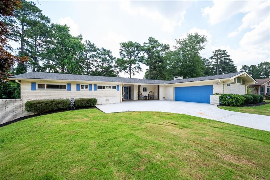 Property Photo:  2302 Springside Way  GA 30032 