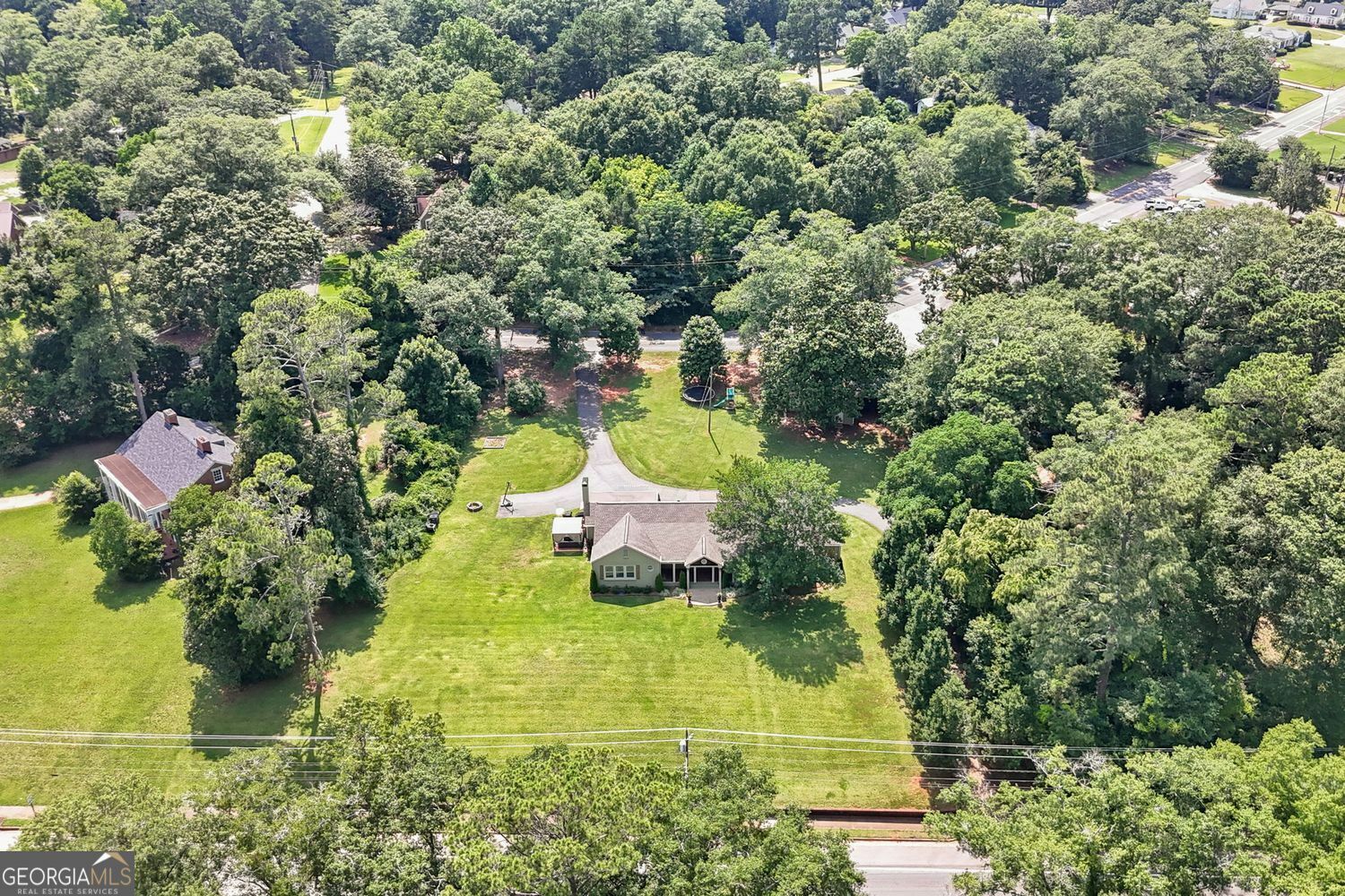 Property Photo: 720 South Church Street GA 30286