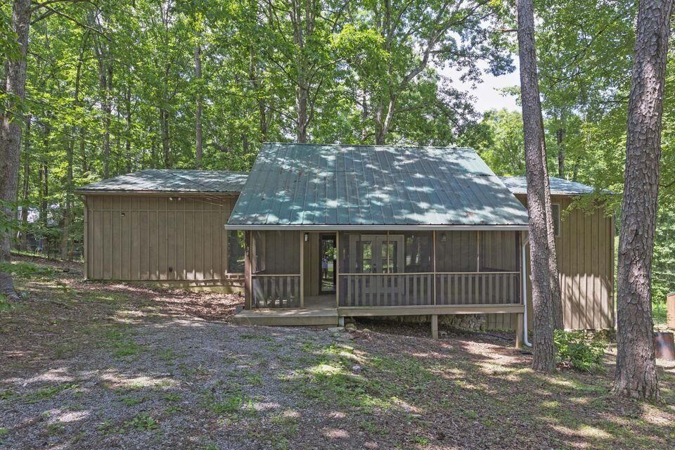 Property Photo:  34 Miller Cove Circle  TN 37377 