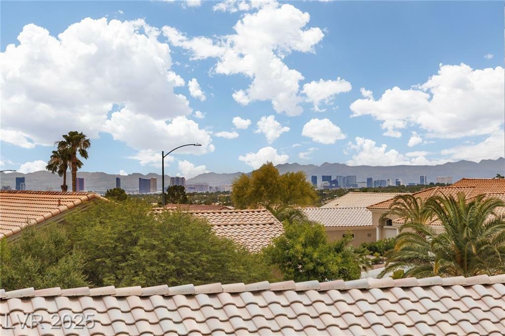 Property Photo: 2624 Spalding Drive NV 89134