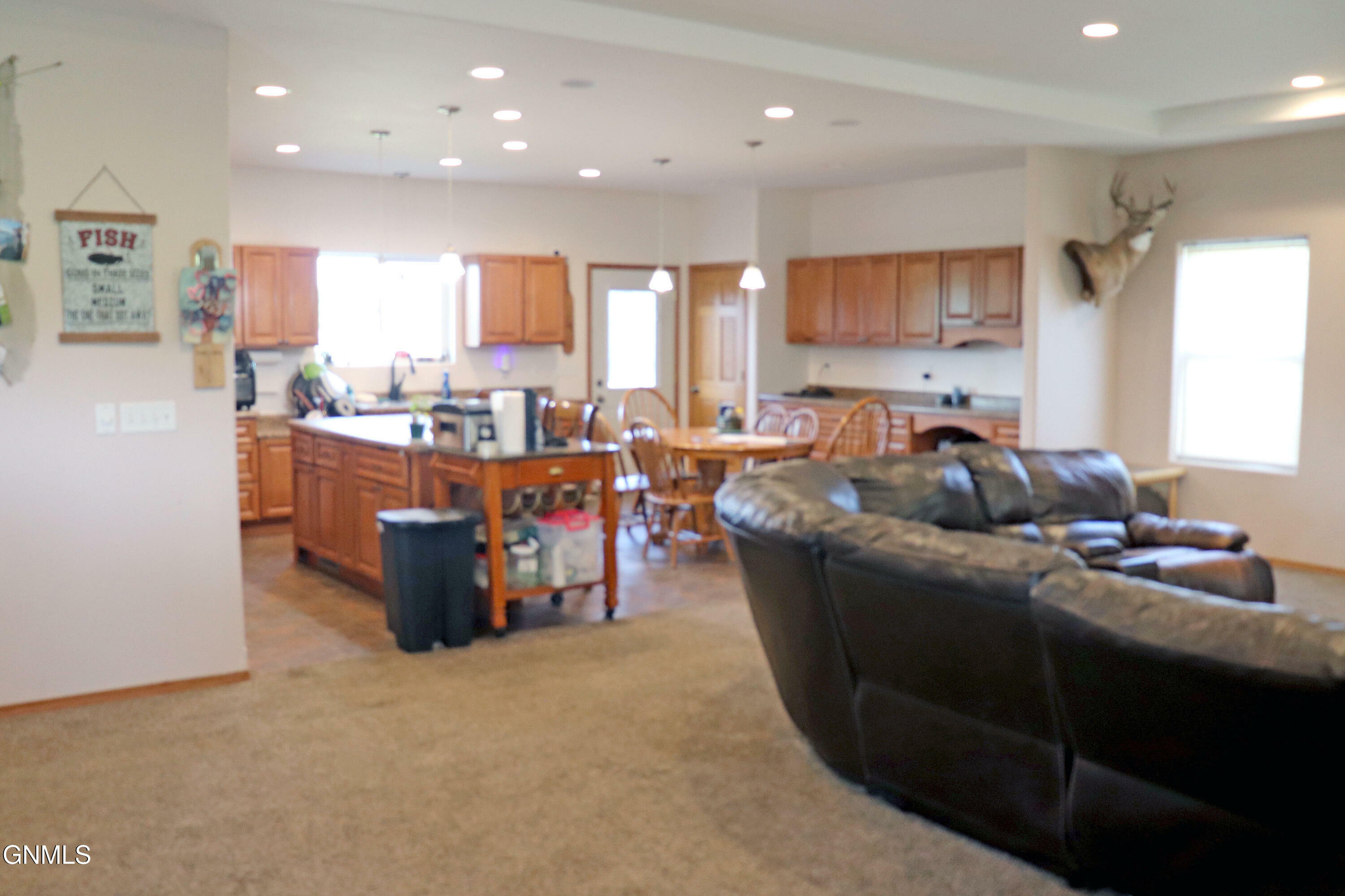Property Photo: 900 Progress Place ND 58576