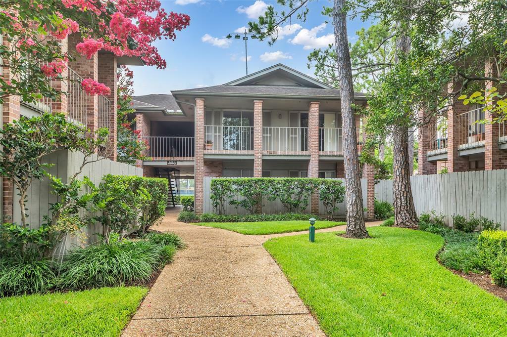 Property Photo:  6437 Bayou Glen Road  TX 77057 