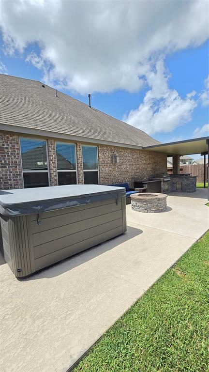 Property Photo:  505 Ozark Court  TX 77573 