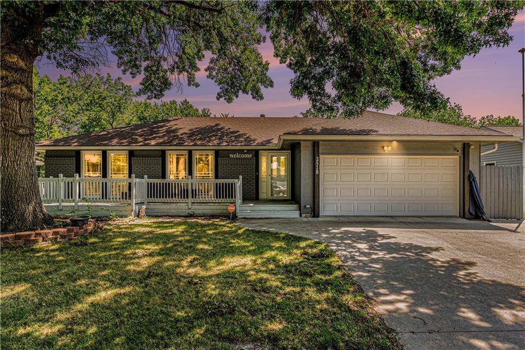 2518 Arrowhead Road  Topeka KS 66614 photo