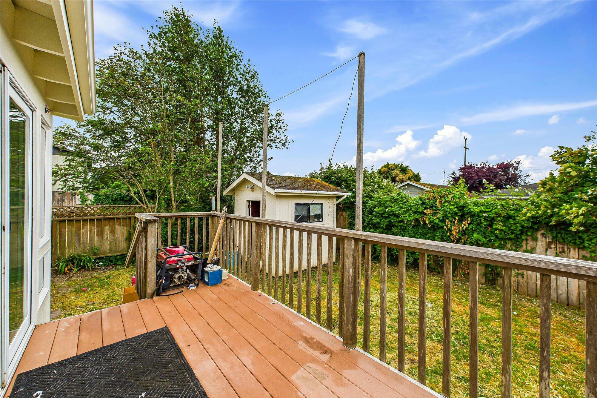 Property Photo: 2922 Summer Street CA 95501
