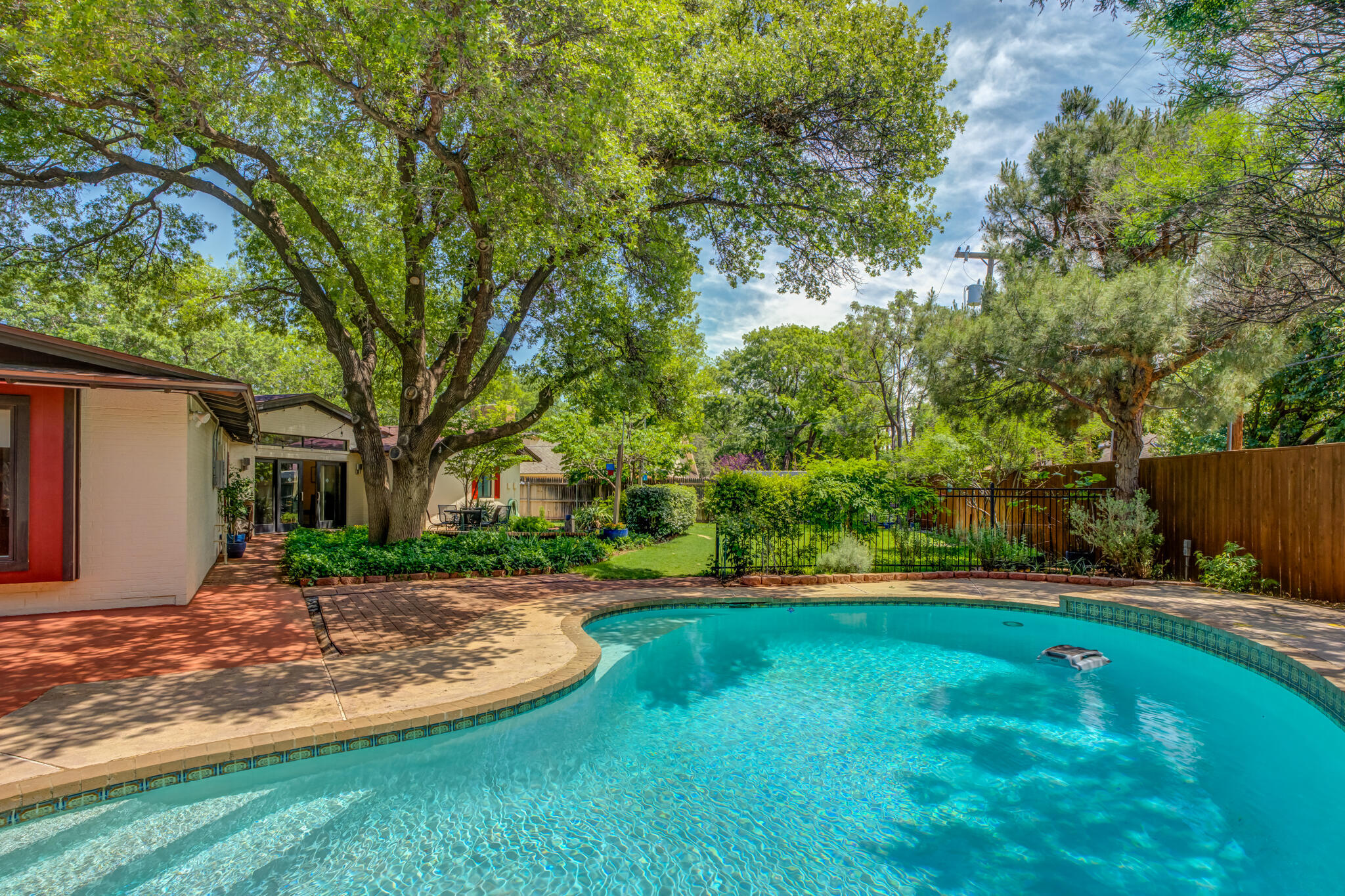 4615 11th Street  Lubbock TX 79416 photo