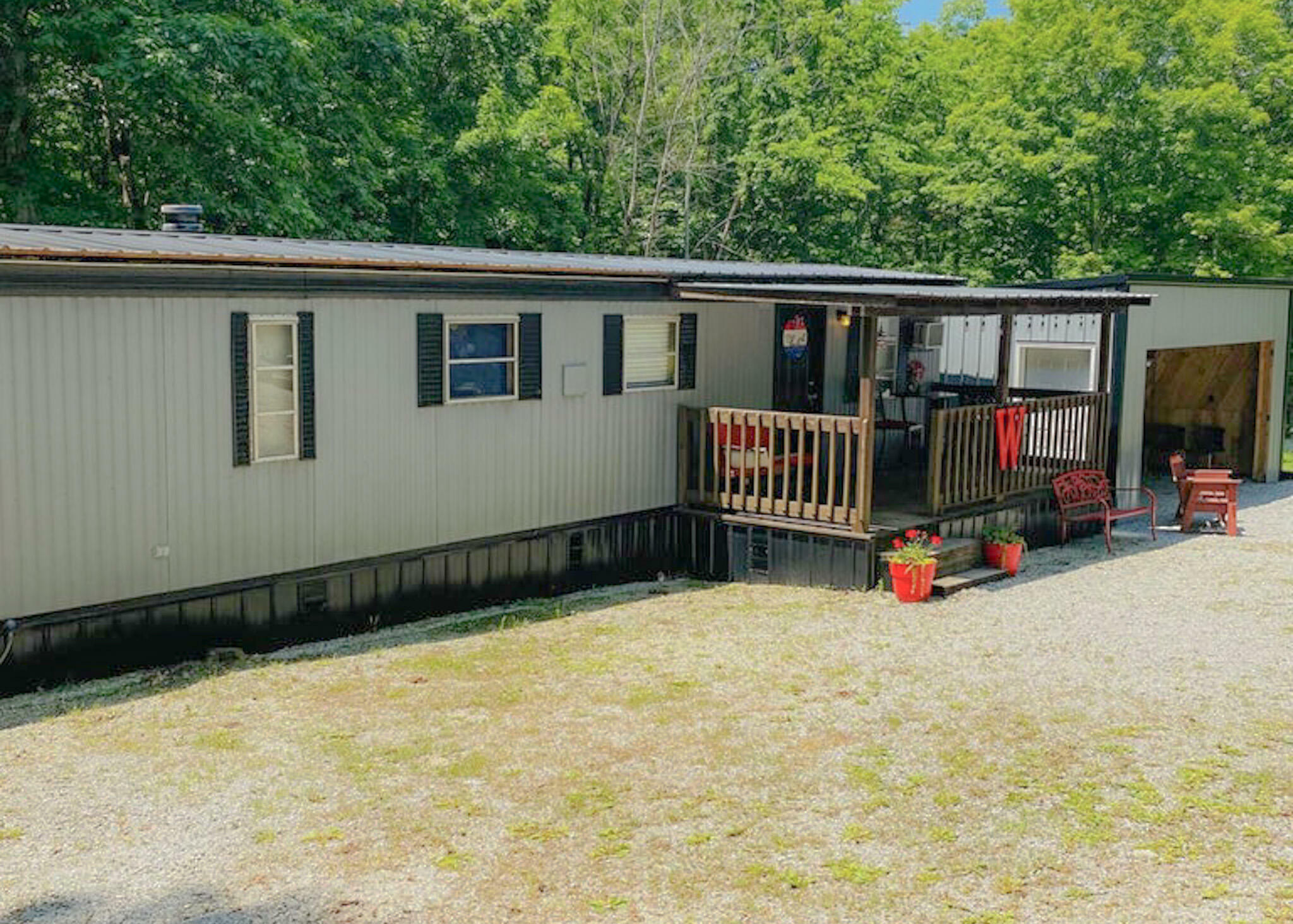 Property Photo: 87 Robins Nest Dr. KY 42501