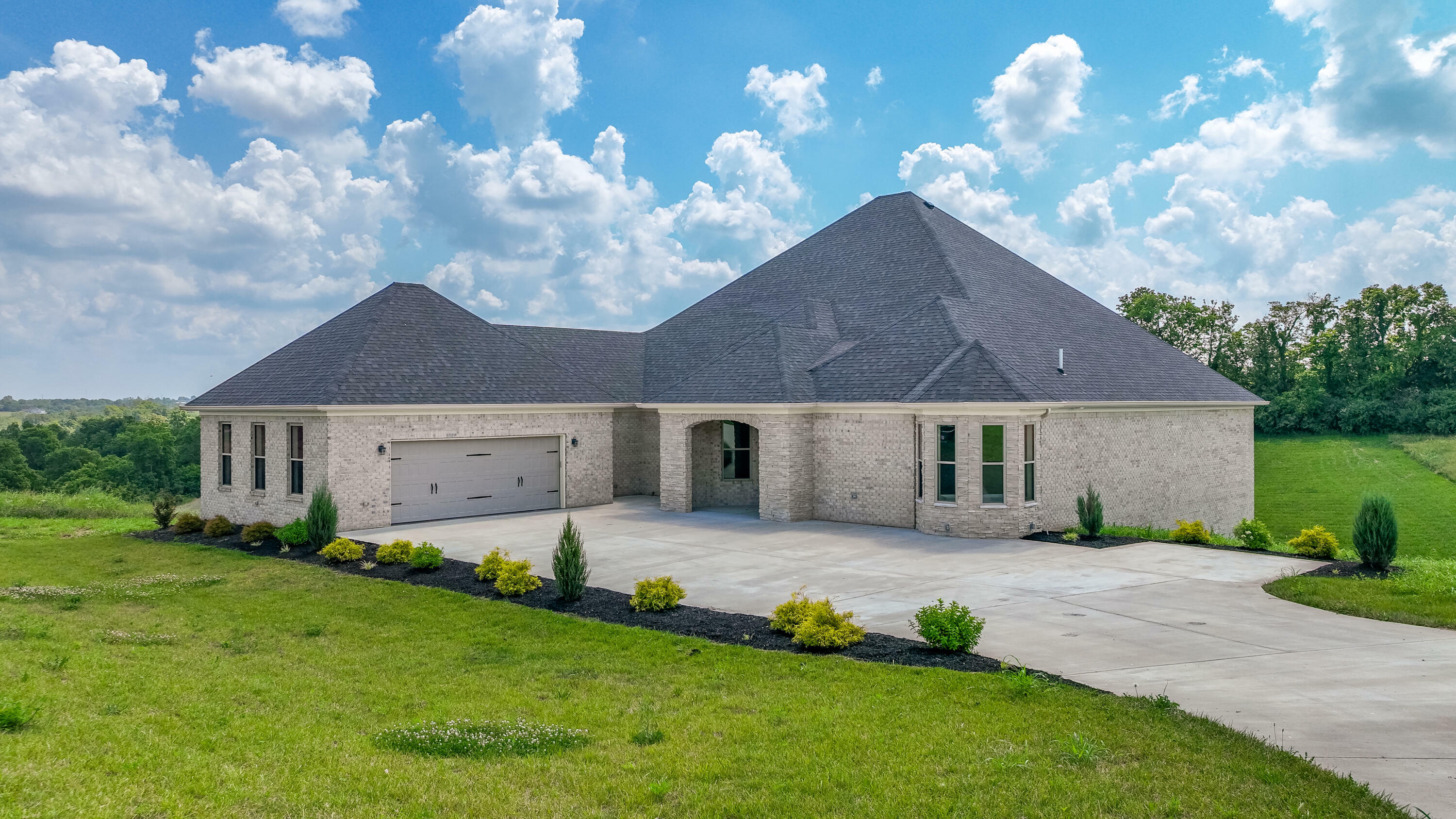 Property Photo: 3032 Trophy Lane KY 40475
