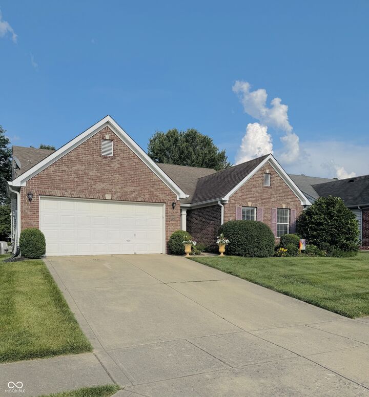 Property Photo: 10477 Silver Ridge Circle IN 46038