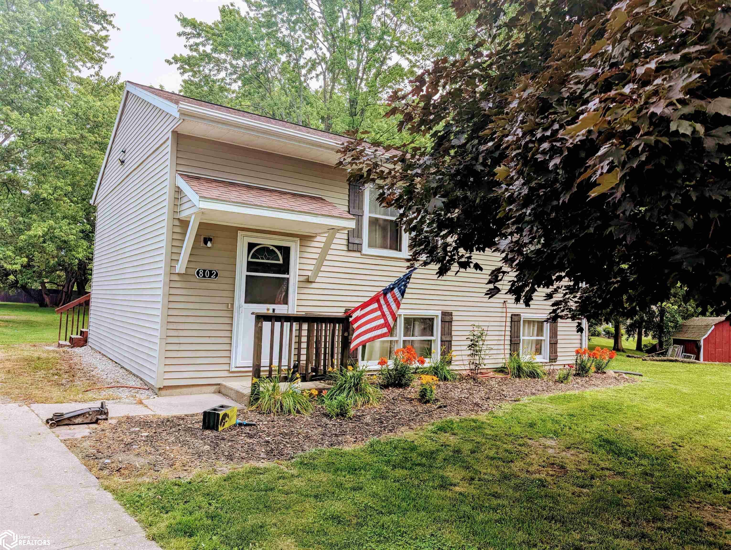 802 N Bergdahl Circle  Mount Pleasant IA 52641 photo