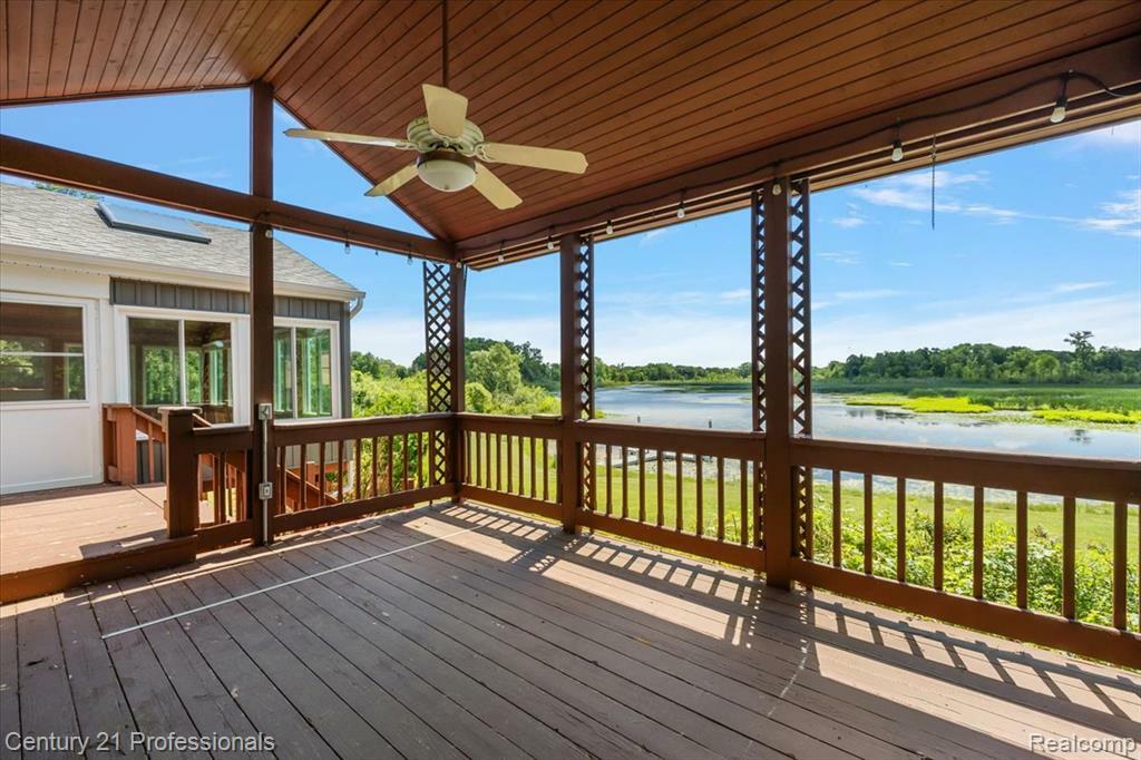 Property Photo: 291 N Baldwin Road MI 48348 2305