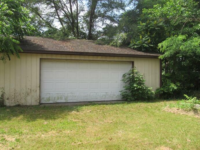 Property Photo:  112 N Andrews Street  MI 49093 