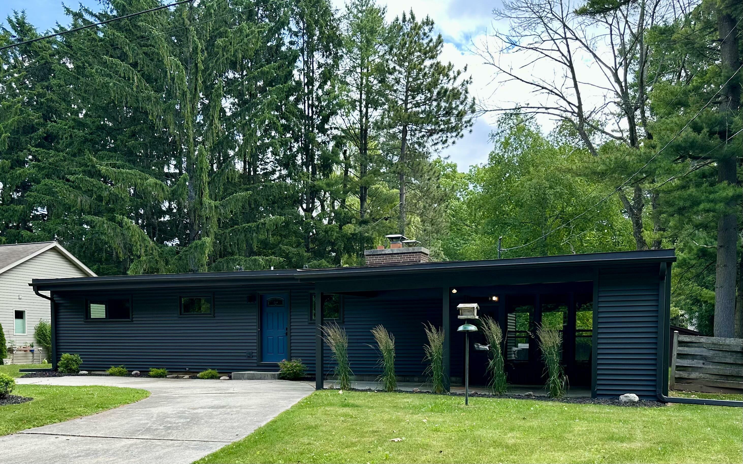 Property Photo: 5107 S 9th St WI 53081