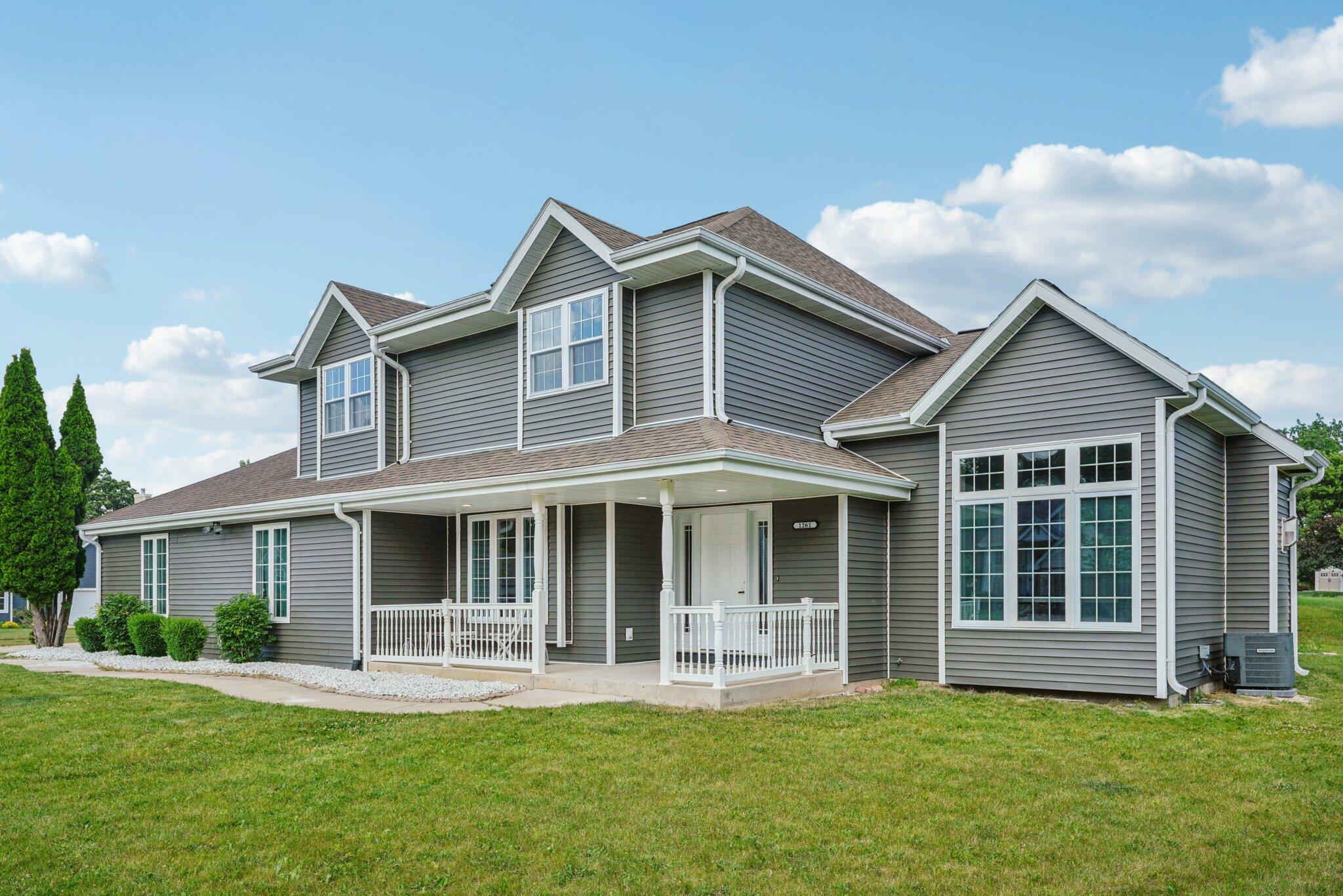 Property Photo: 1261 Shoal Ridge Rd WI 53066