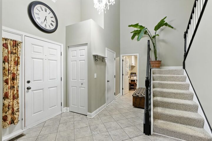 Property Photo:  2943 Heather Lane  IL 60538 